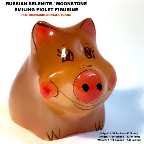 Animal Figurine / Carved Selenite/Moonstone Stone / Smiling...